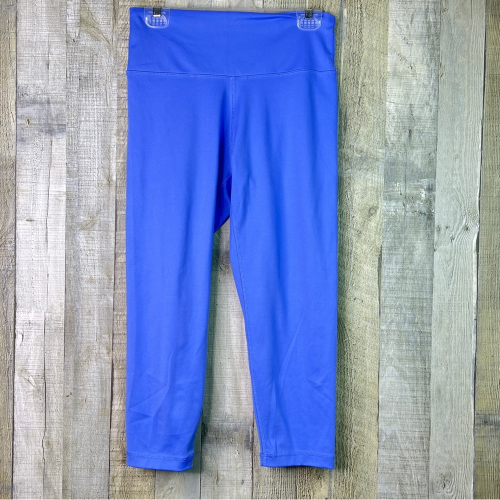 Balance Collection Size XL Purple Cropped Leggings